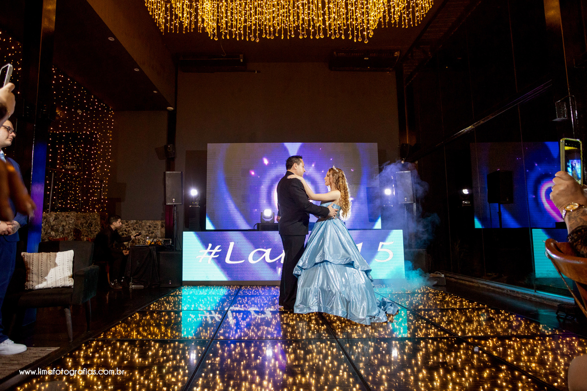 debutante, festa de 15 anos