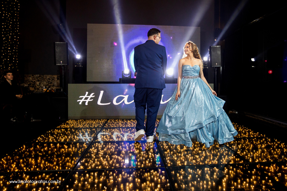 debutante, festa de 15 anos