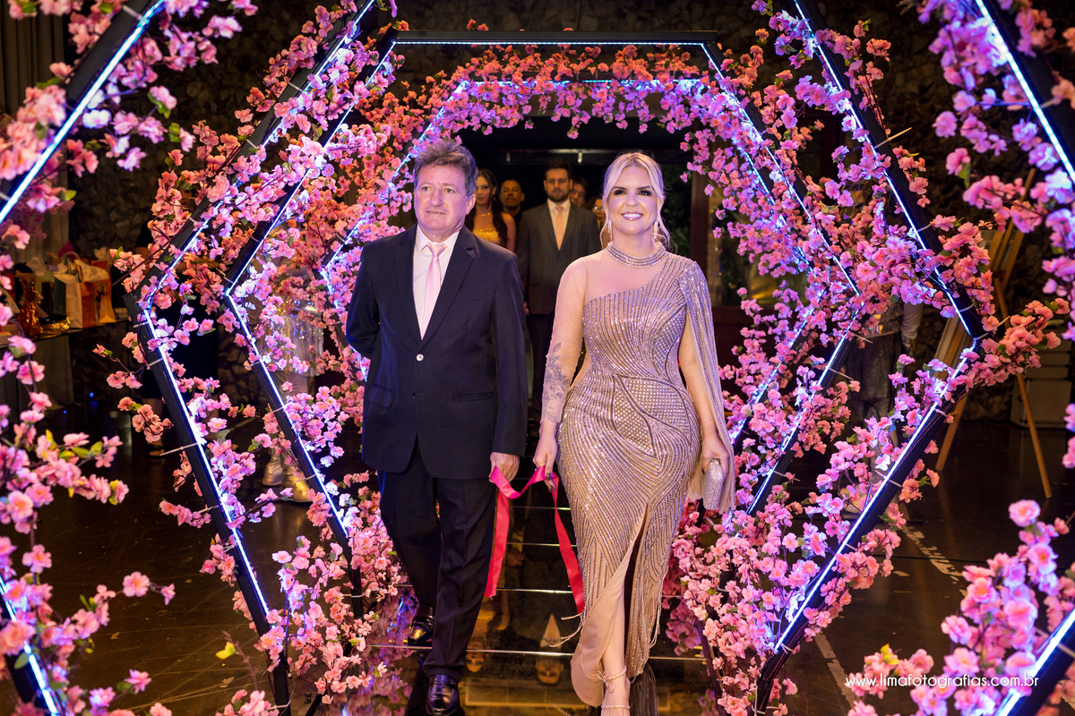 entrada dos pais, festa de 15 anos