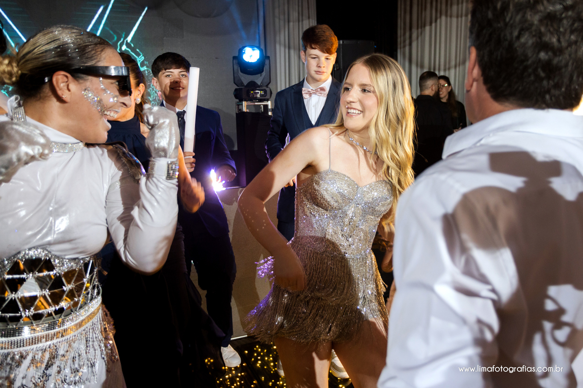 festa de 15 anos, baile de debutante