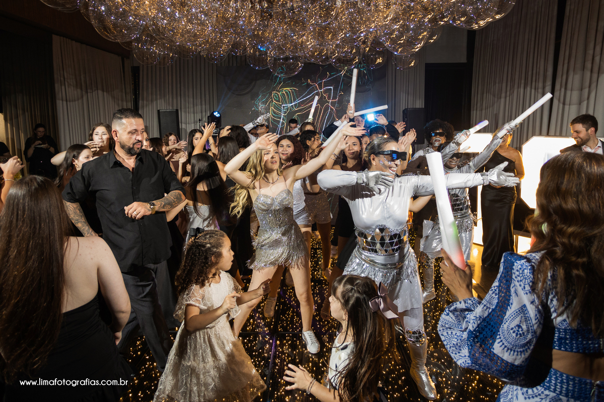 festa de 15 anos, baile de debutante