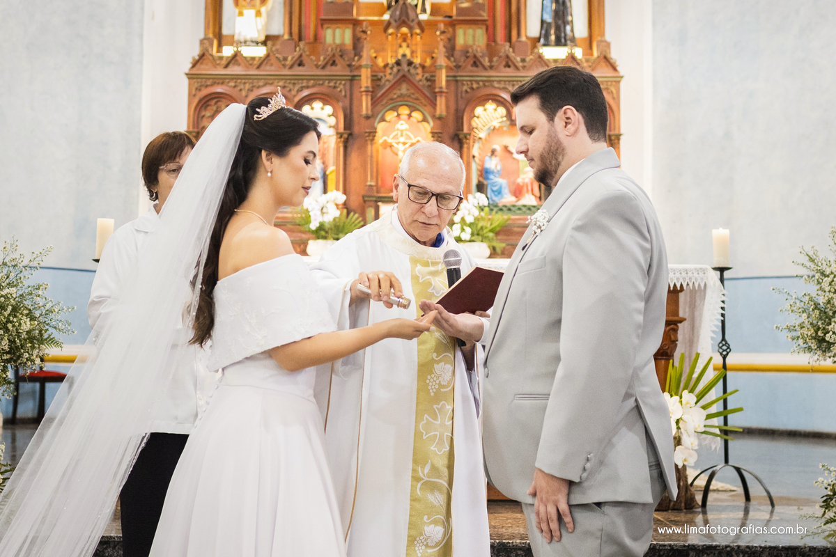 alianças do casamento, cerimonia religiosa Igreja