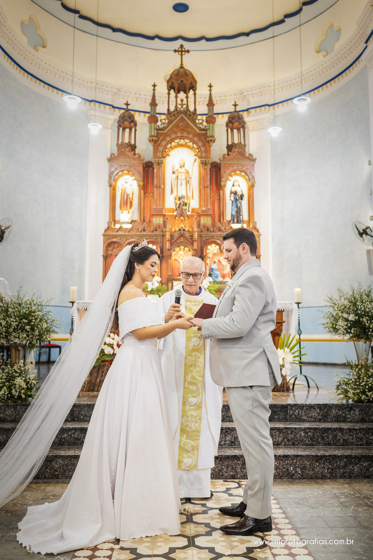 alianças do casamento, cerimonia religiosa Igreja