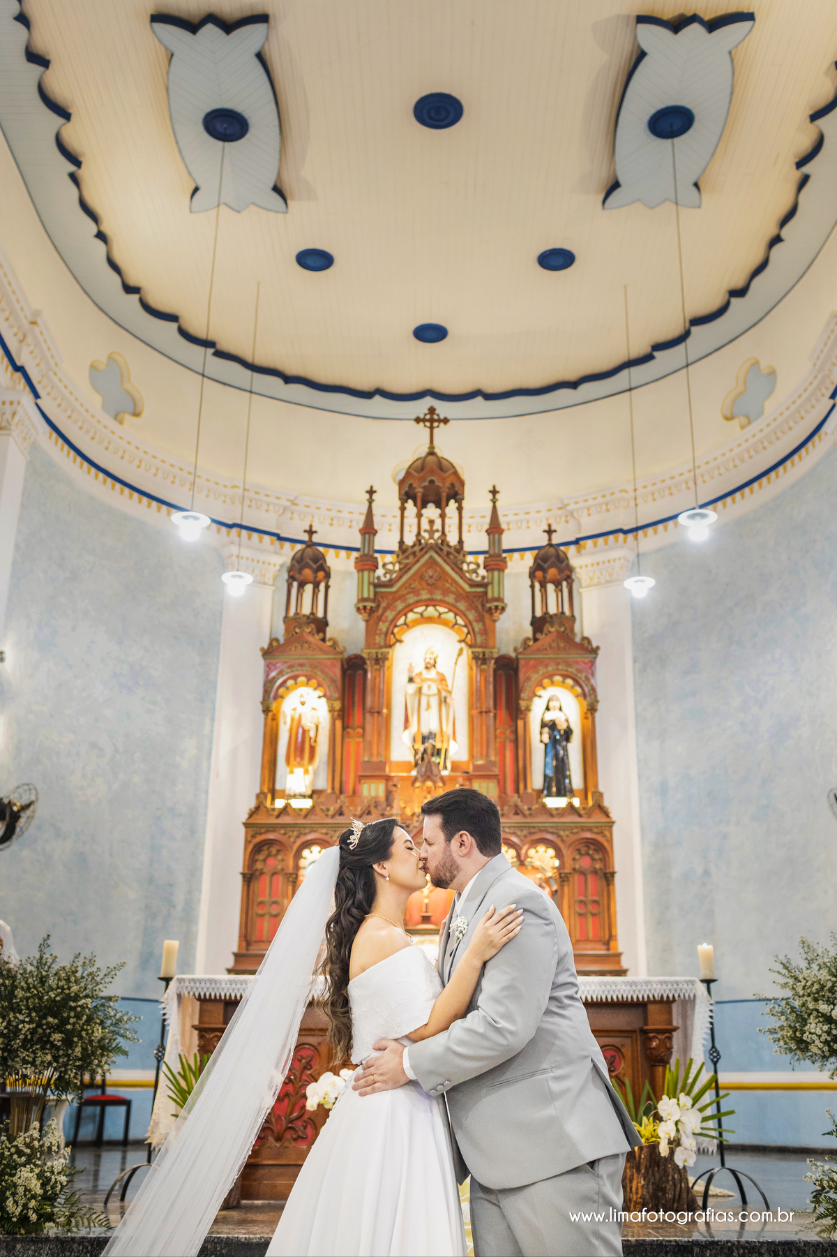 beijo , cerimonia religiosa Igreja