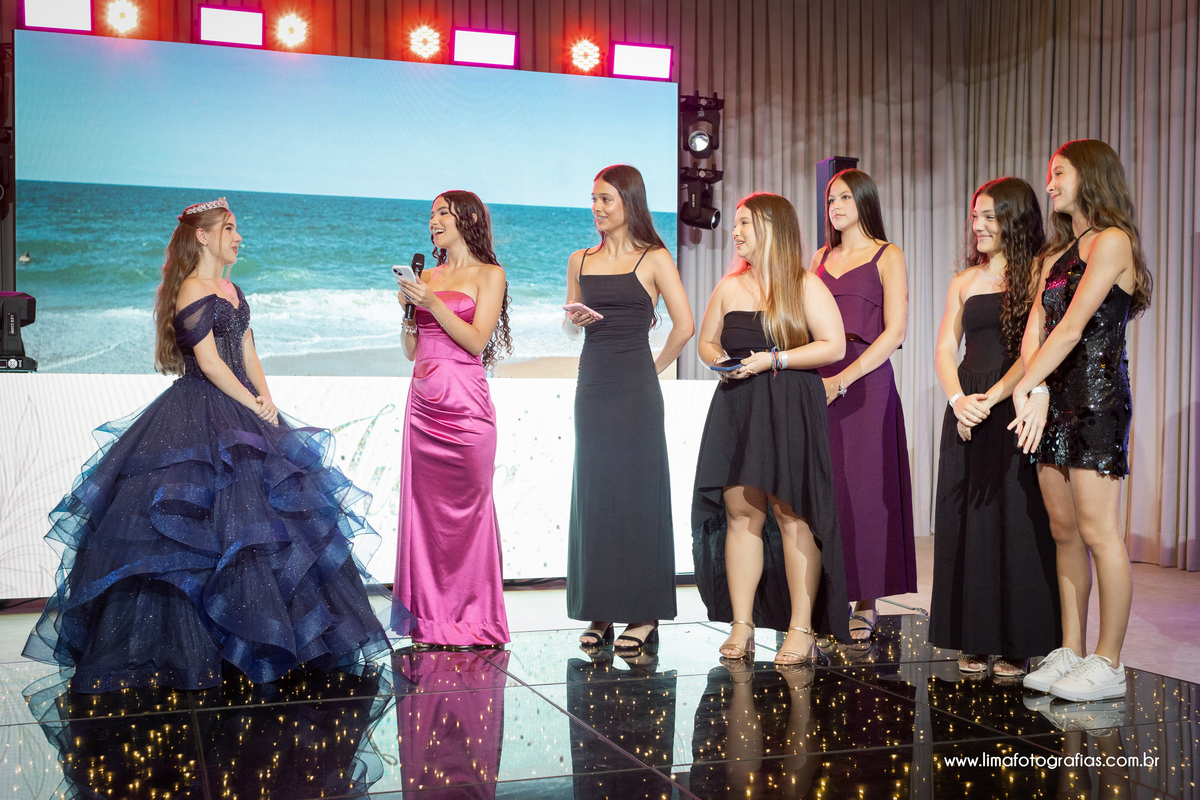 homenagens, amigas, festa de 15 anos Júlia