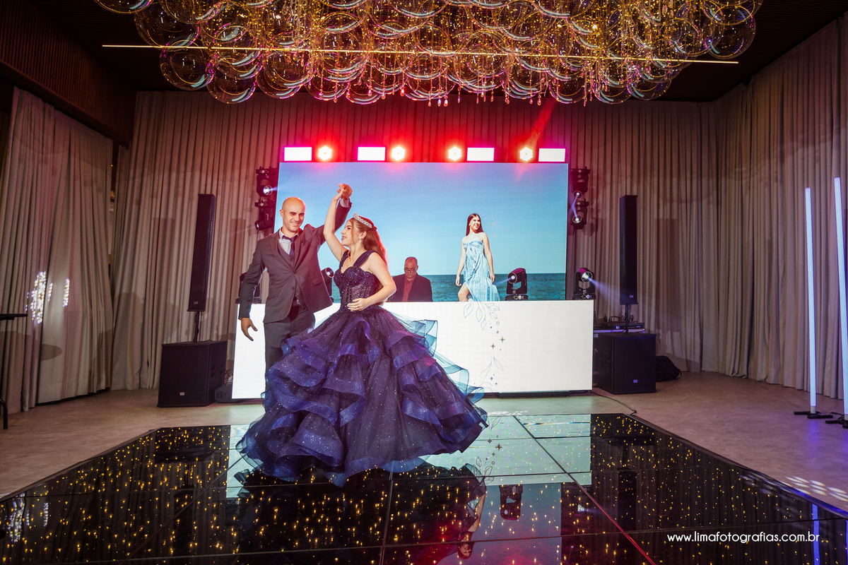 valsa com o irmão, festa de 15 anos