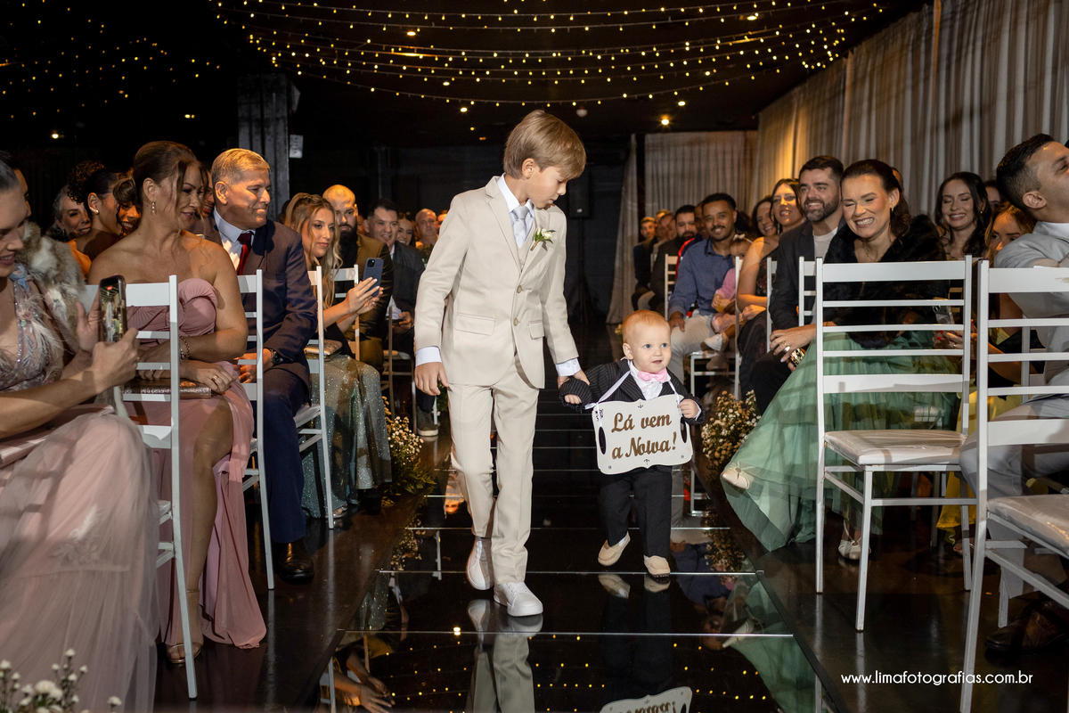 casamento, entrada pajem