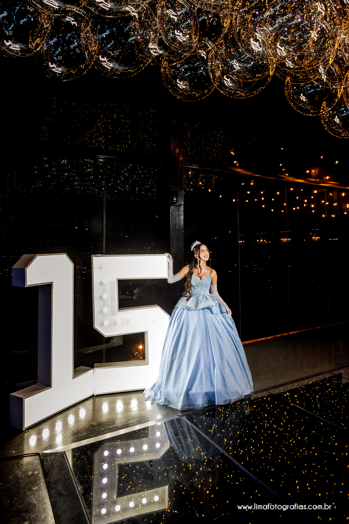 book debutante, festa de 15 anos