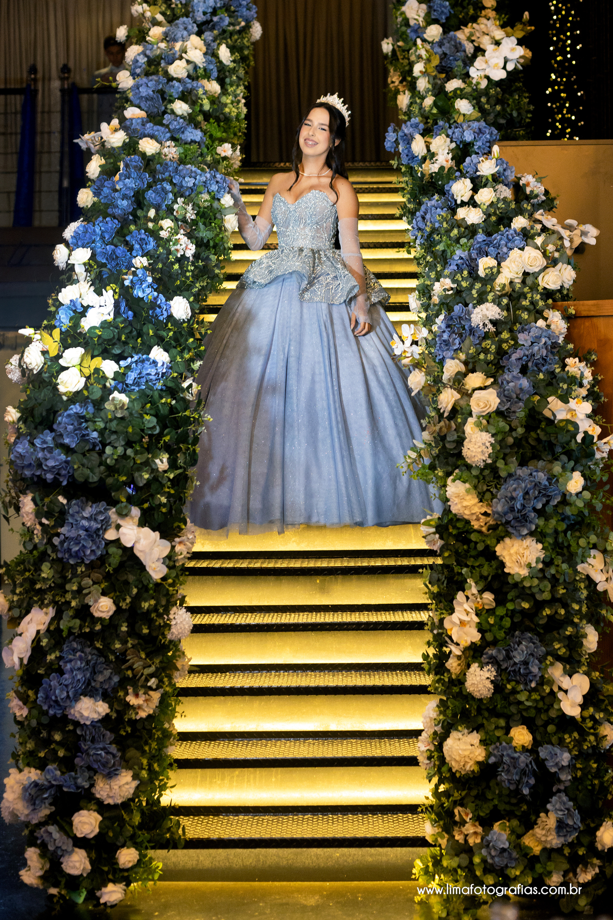 entrada da debutante, festa de 15 anos