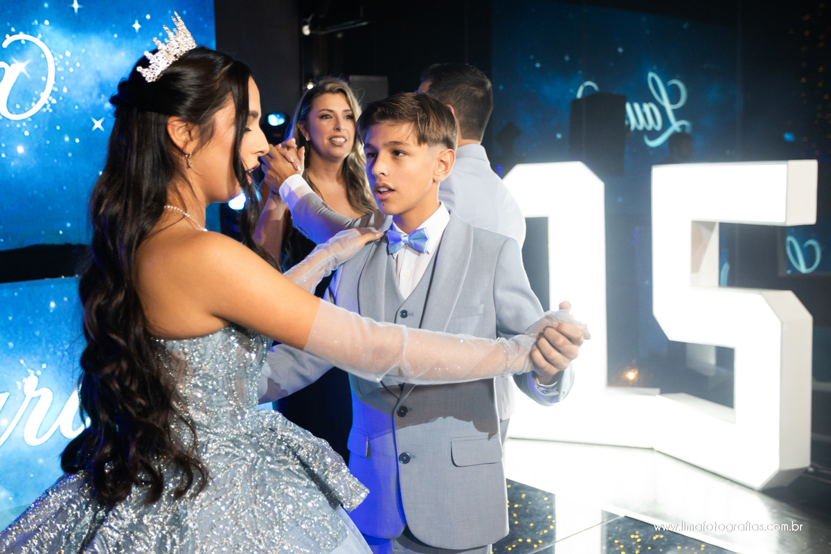 valsa da debutante, festa de 15 anos