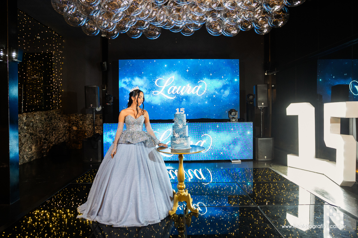 book debutante, festa de 15 anos