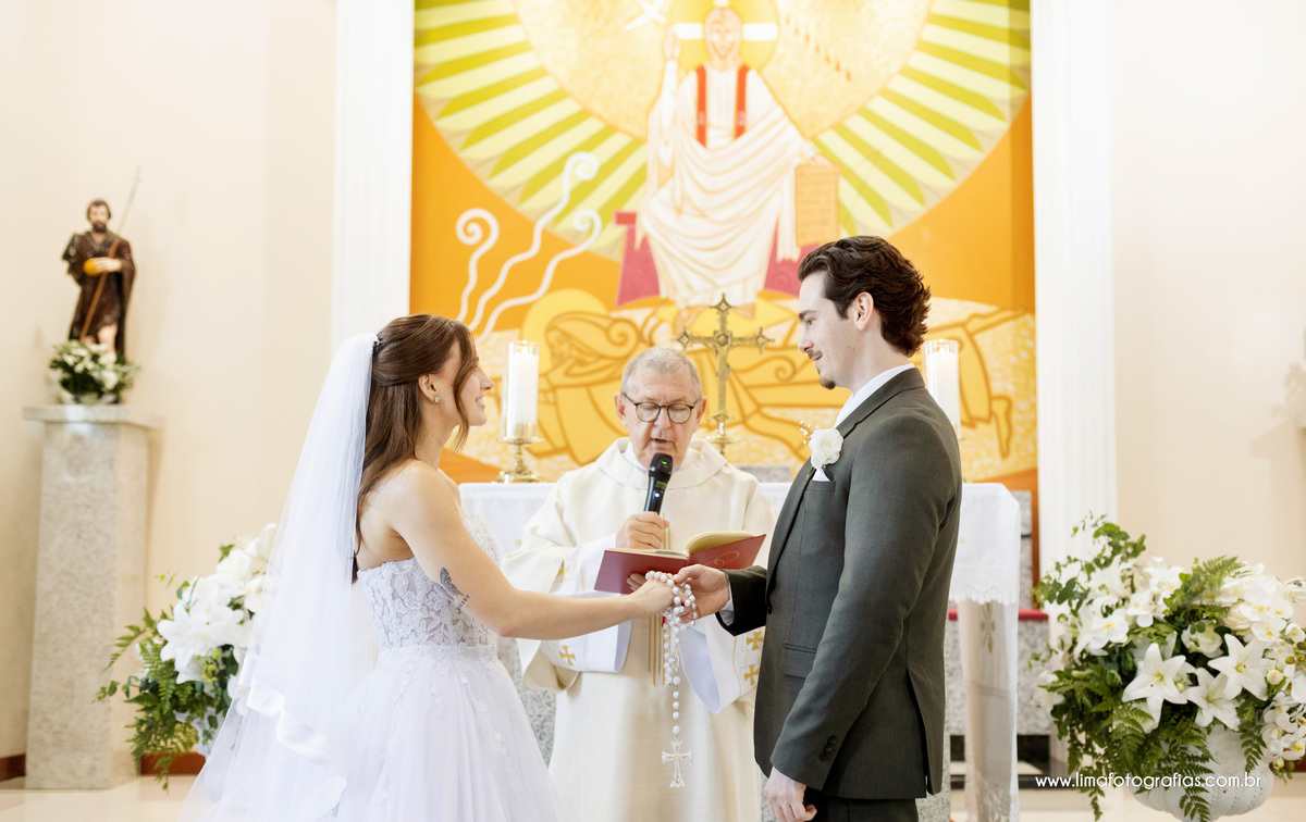 casamento na igreja, troca das alianças