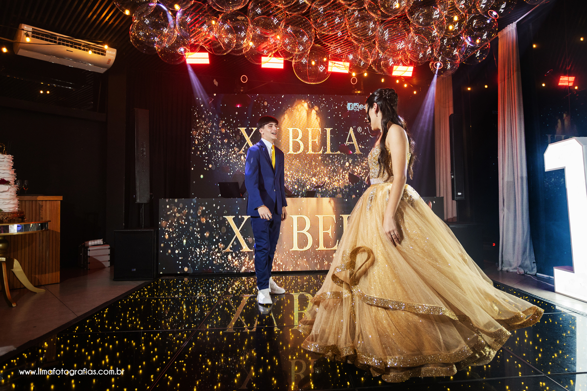 festa de 15 anos, valsa com o príncipe