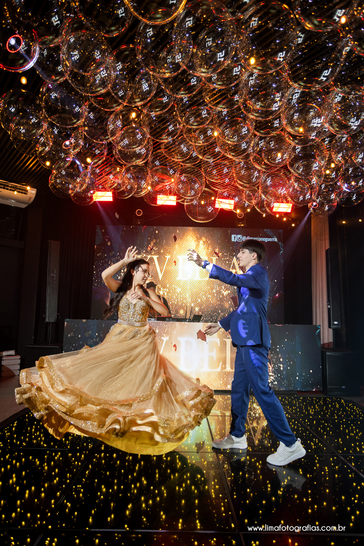 festa de 15 anos, valsa com o príncipe