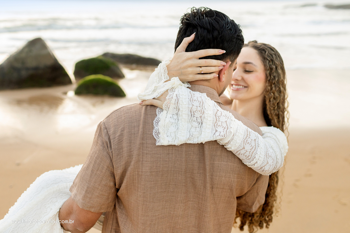Praia do Estaleirinho, Balneário Camboriú. Ensaio pré casamento Nataly e Dionatas