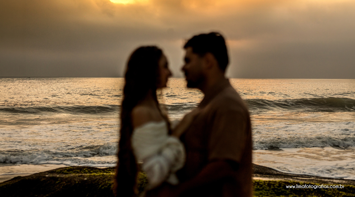 ensaio pré wedding - Nascer do sol Praia do Estaleirinho, Balneário Camboriú - SC