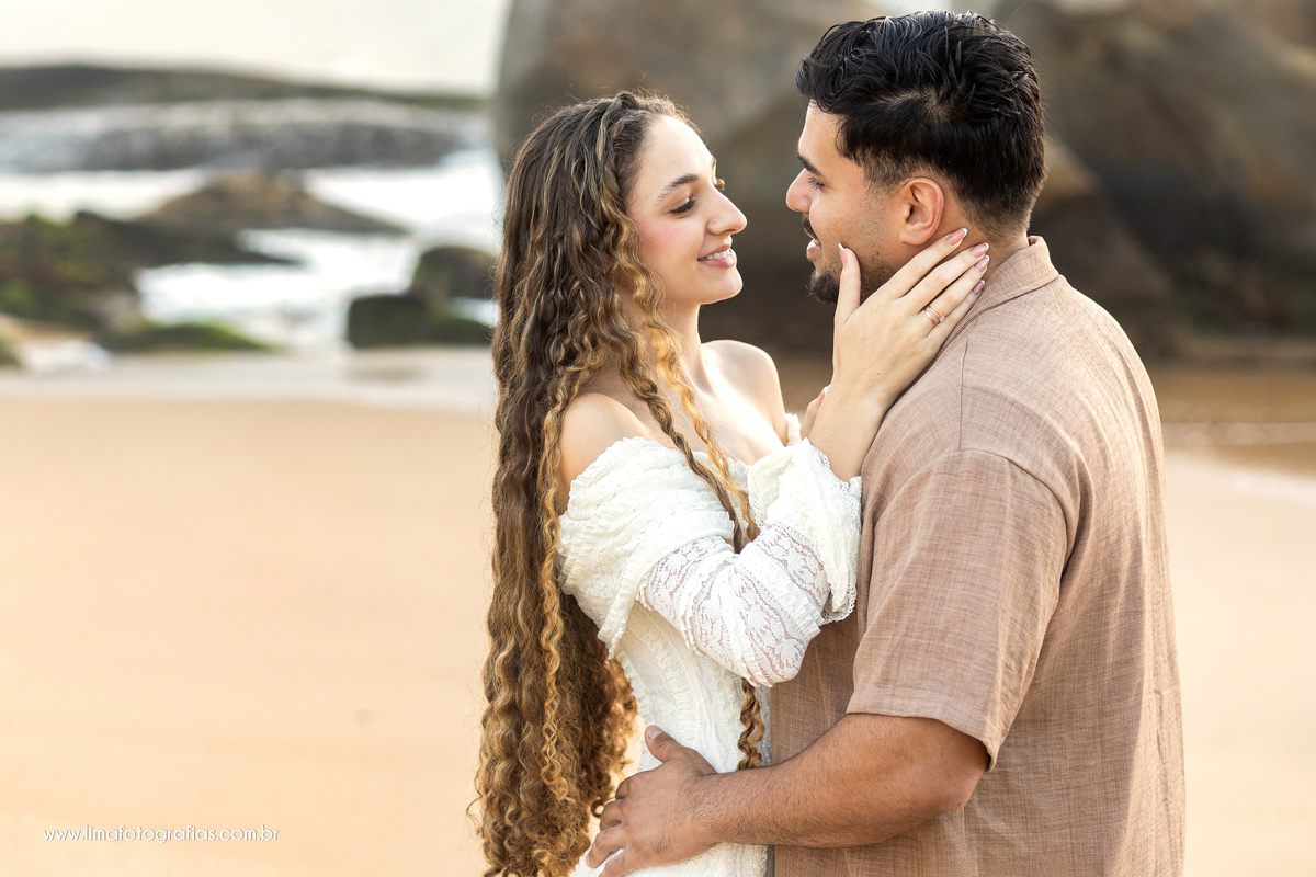Praia do Estaleirinho, Balneário Camboriú. Ensaio pré casamento Nataly e Dionatas