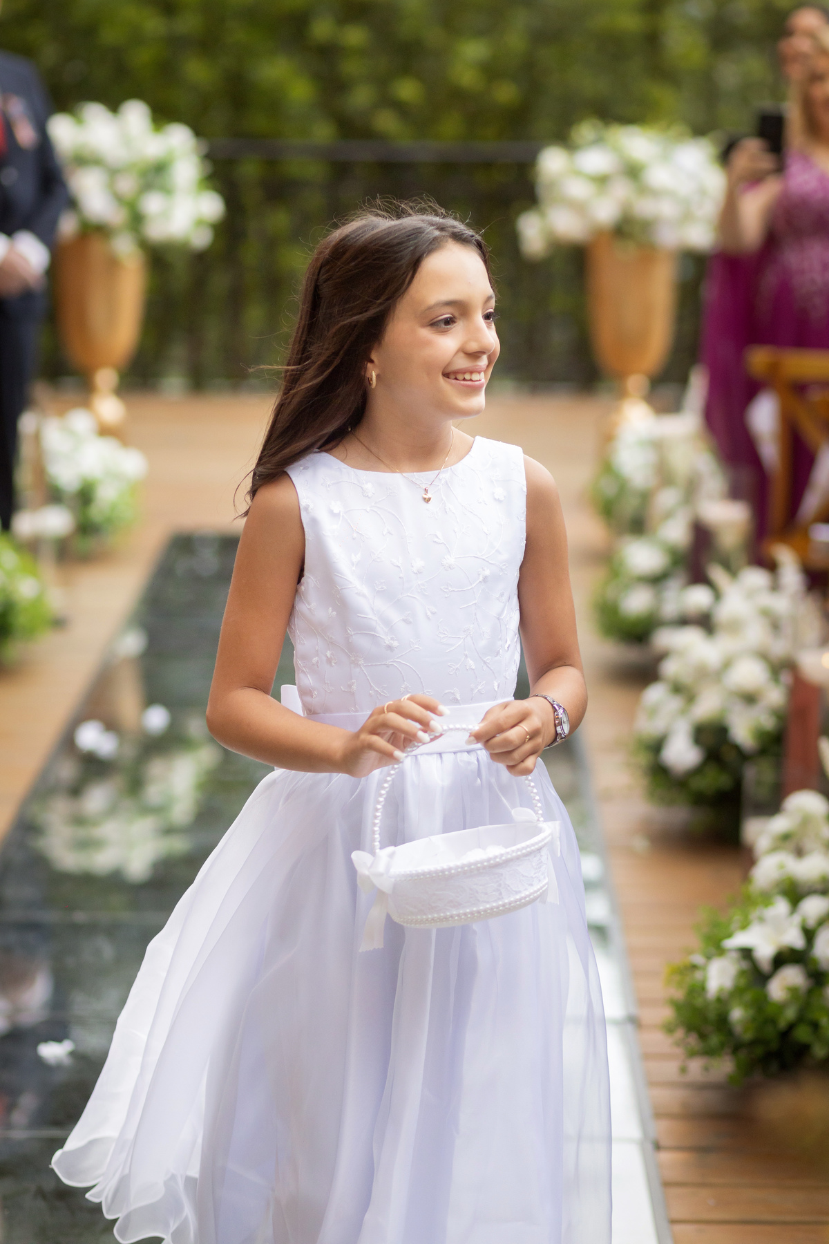 casamento indaiá Itapema, entrada da florista