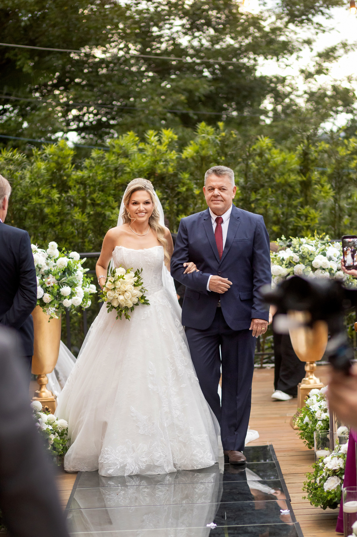 casamento indaiá Itapema, entrada do noiva