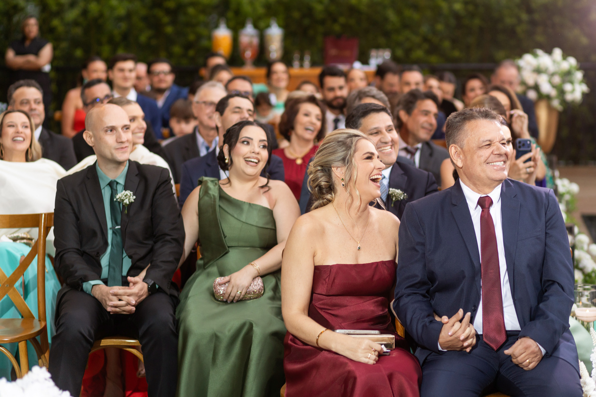casamento indaiá Itapema, cerimonia de casamento, familiares na cerimônia