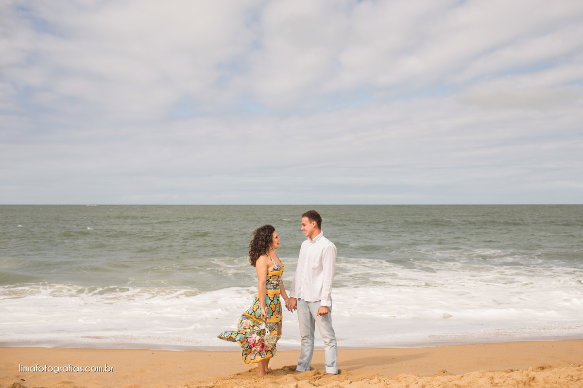 ensaio de casal na praia