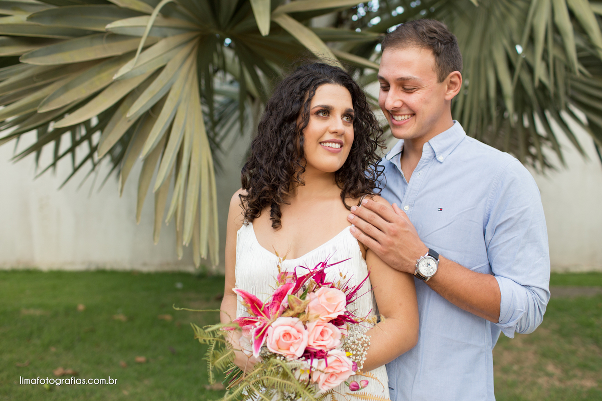 ensaio de casal na praia