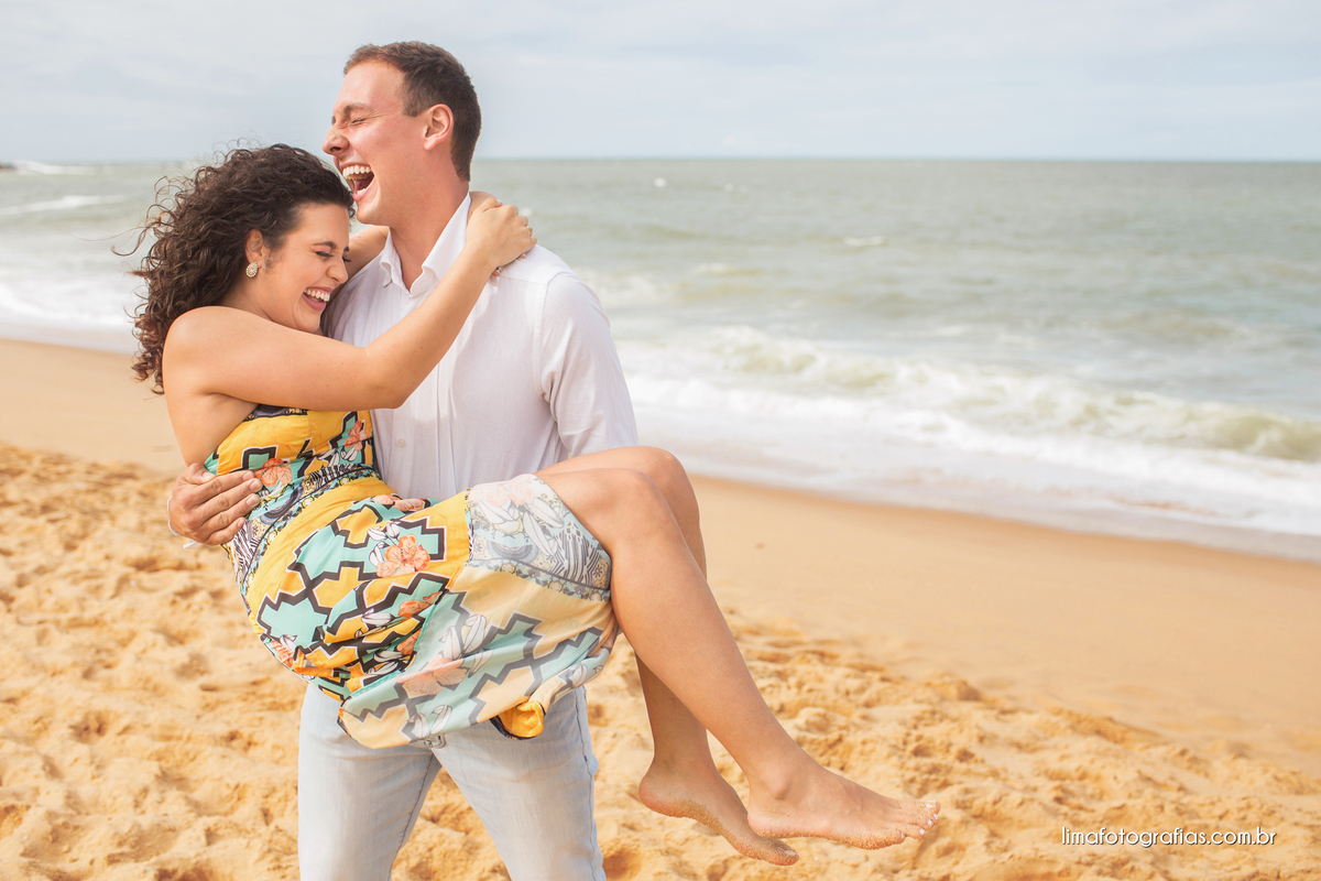 ensaio de casal na praia