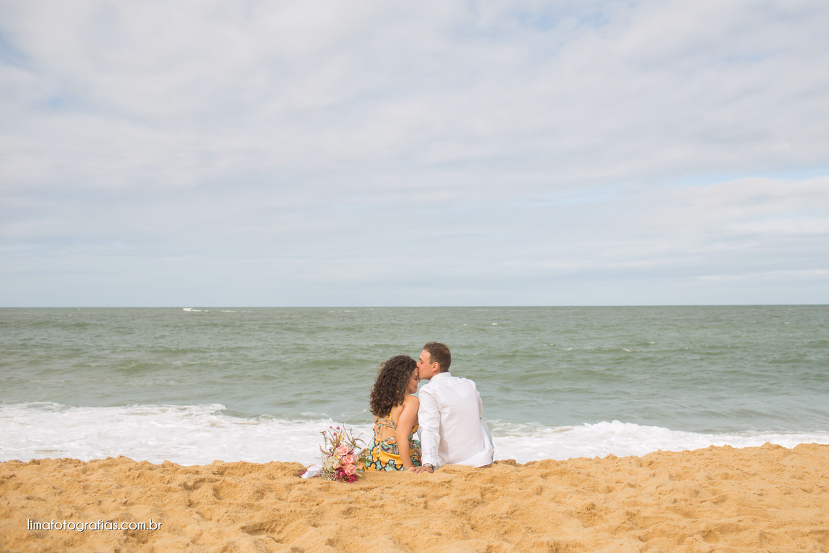ensaio de casal na praia