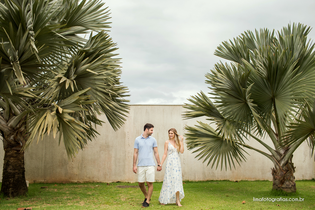 ensaio de casal na praia