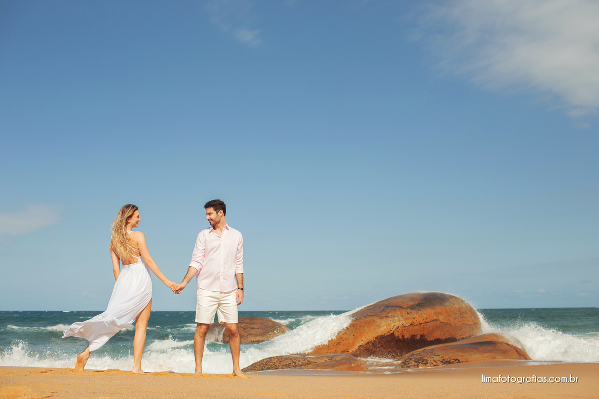 ensaio de casal na praia