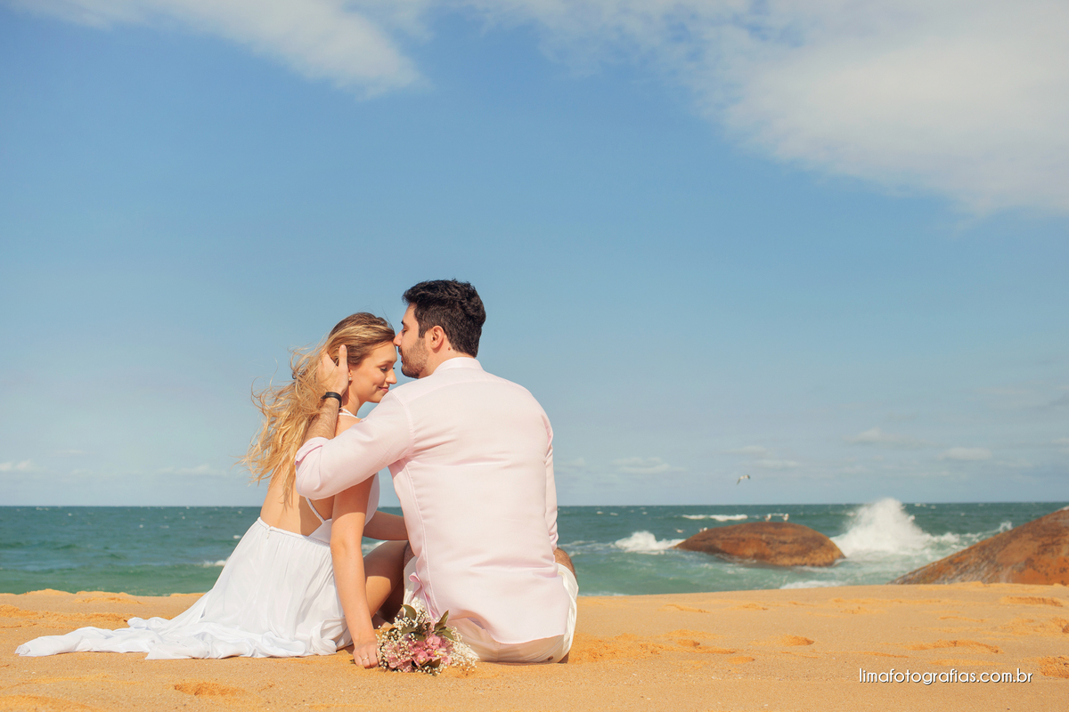 ensaio de casal na praia