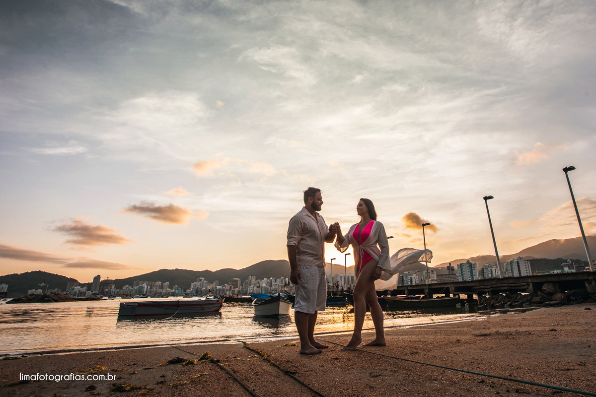 ensaio de casal na praia