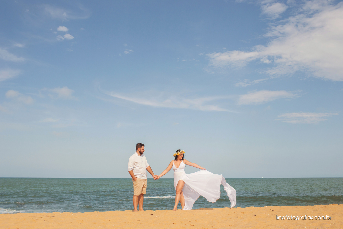 ensaio de casal na praia