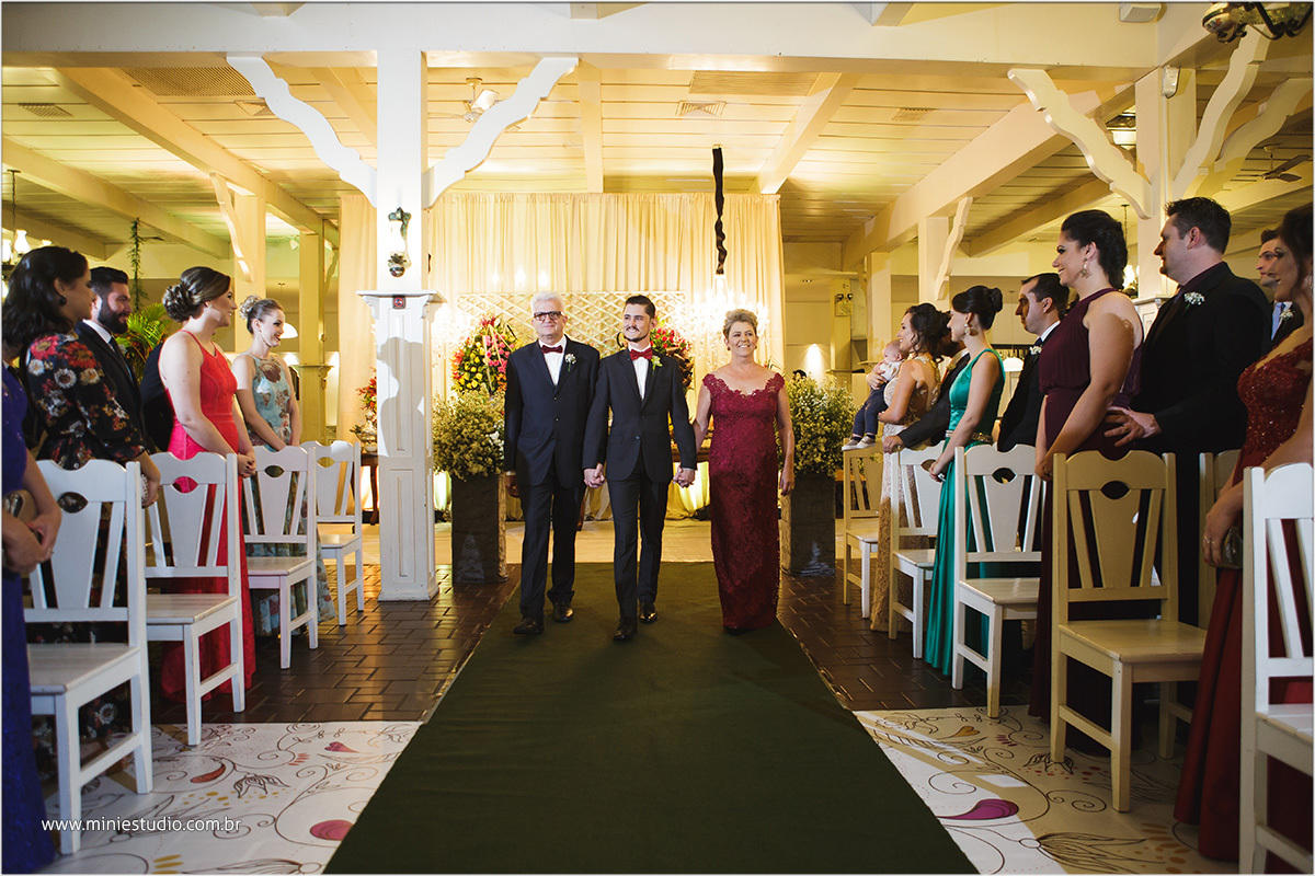 entrada do noivo, casamento, restaurante ádamo