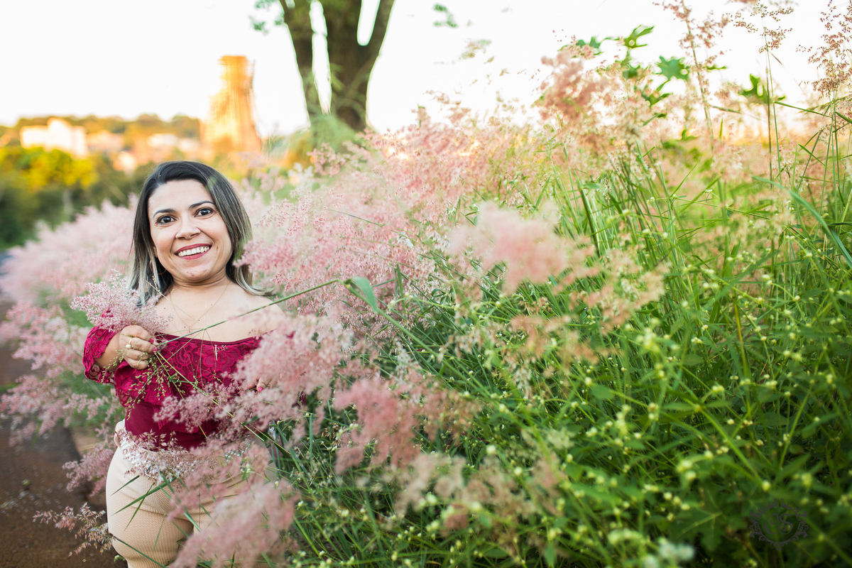 ensaio dia das mães anã e sua mãe no parque na univerdecidade uberaba entardecer fim de tarde