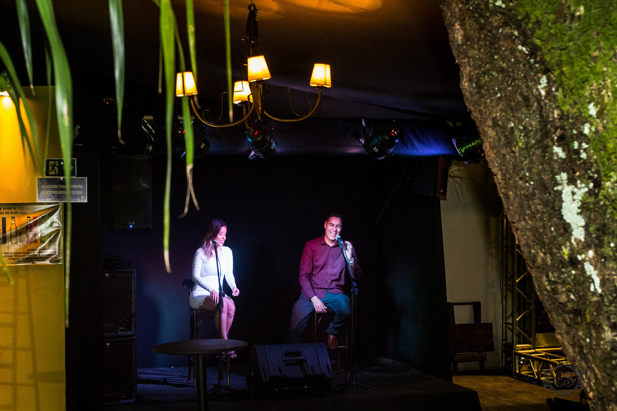 ensaio casamento bar santo espeto uberaba parque fernando costa ABCZ abcz  moldura casal no palco