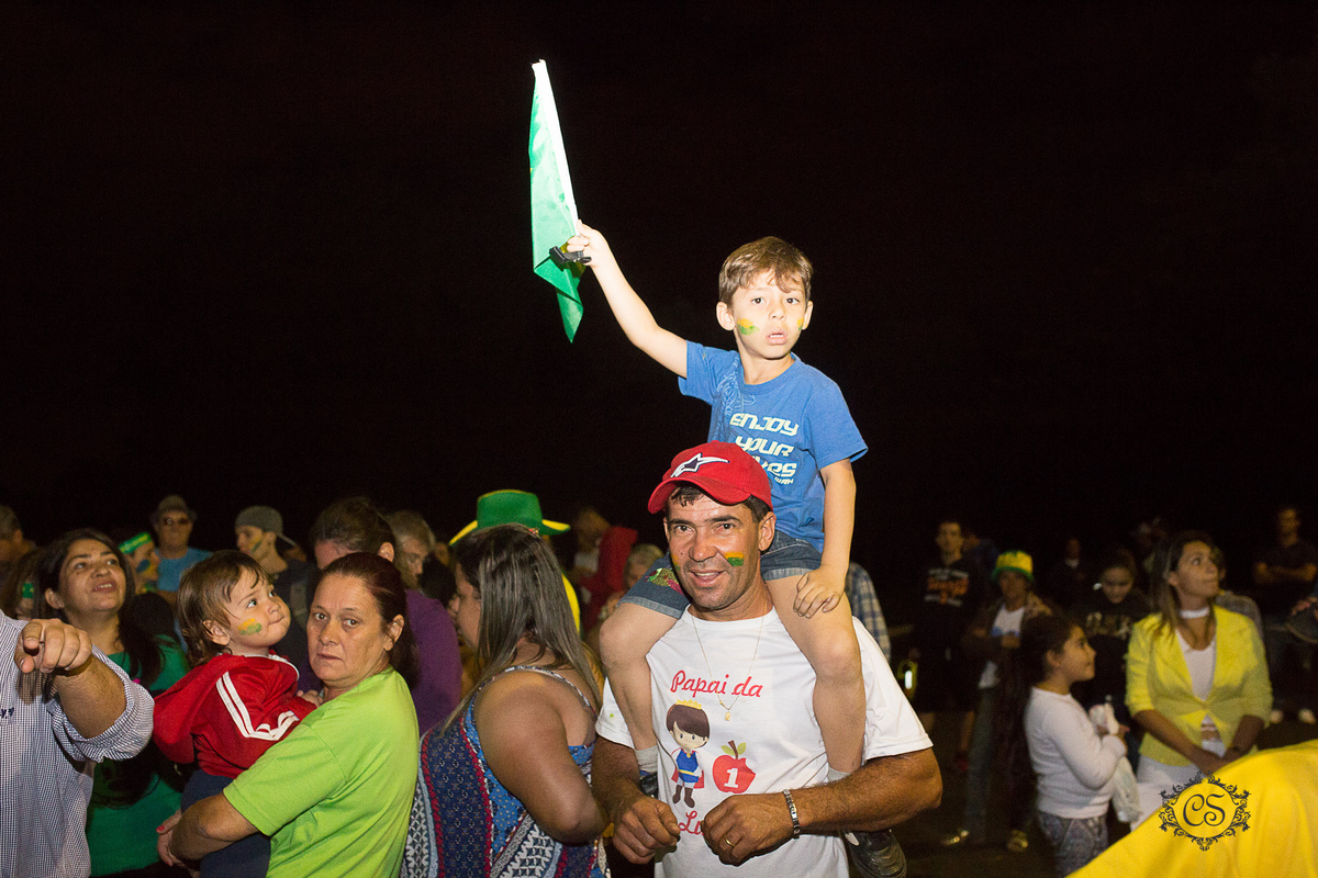manifestação dos caminheiros 2018 posto zote uberaba MG tiro de guerra criança