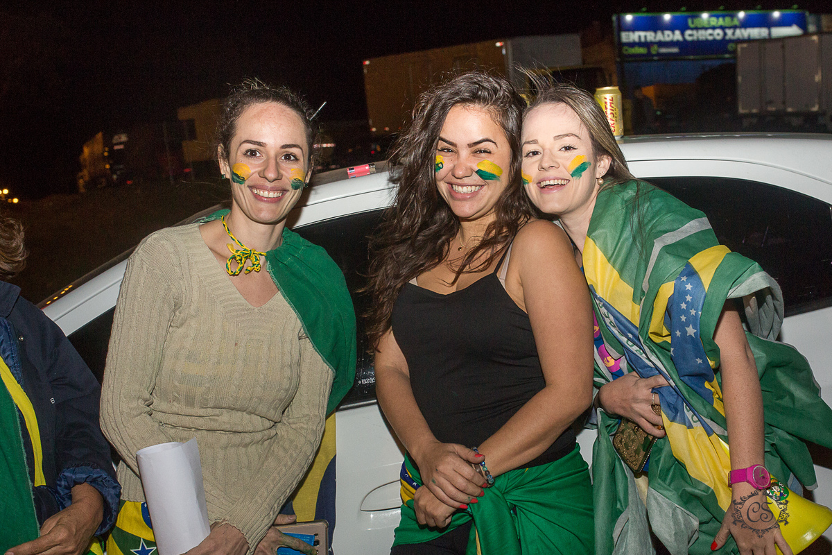 manifestação dos caminheiros 2018 posto zote uberaba MG brasileiras lindas