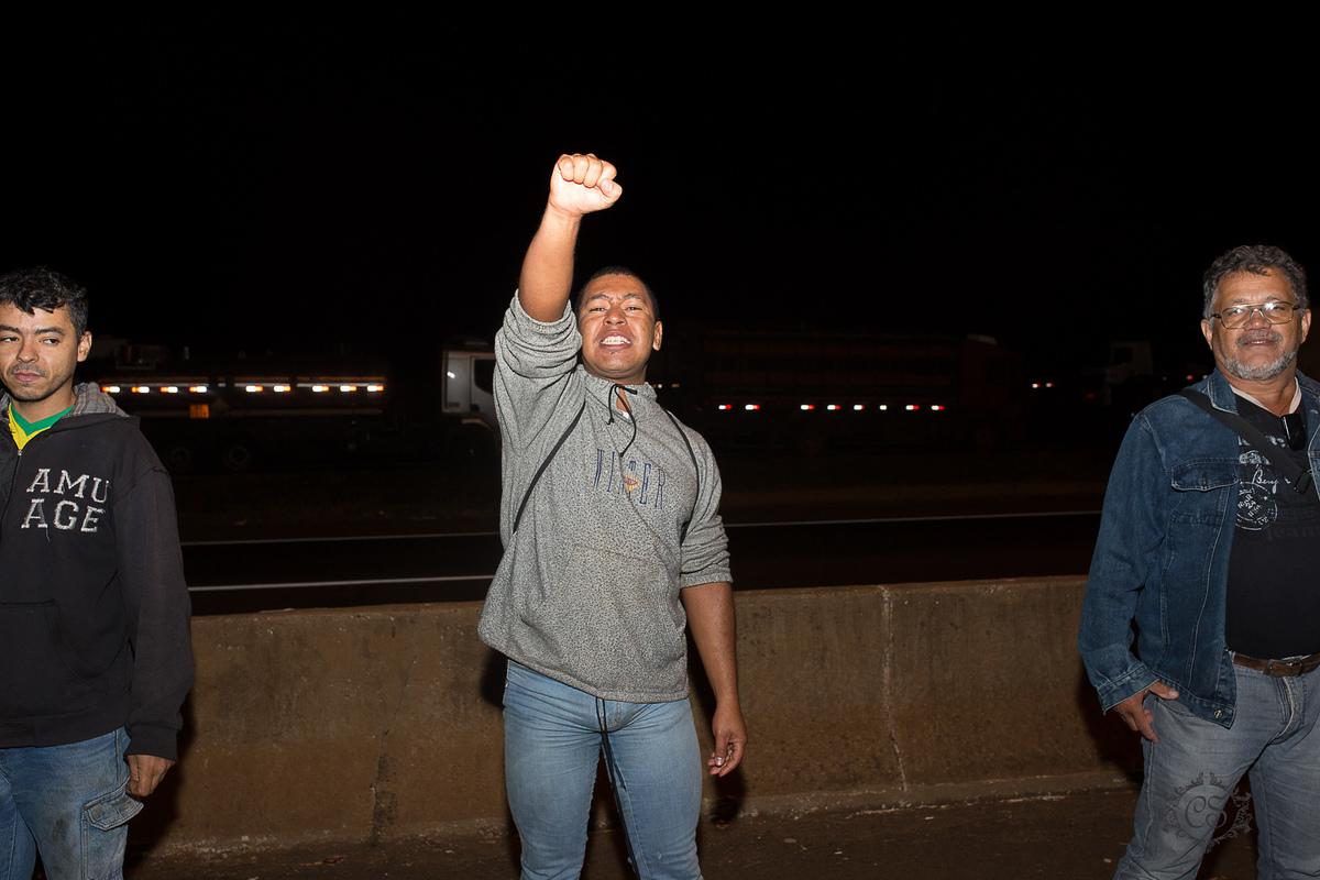 manifestação dos caminheiros 2018 posto zote uberaba MG lutador