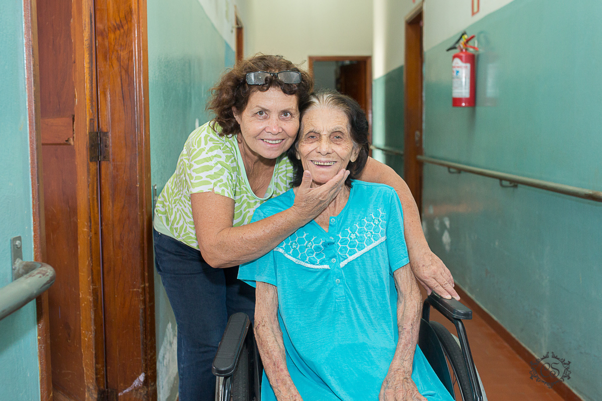 Asilo andré luiz chico xavier dia das mães 2018 mãe e filha