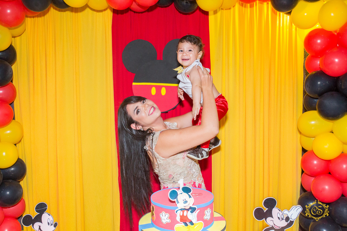 Aniversário 1 ano mickey sorrisos