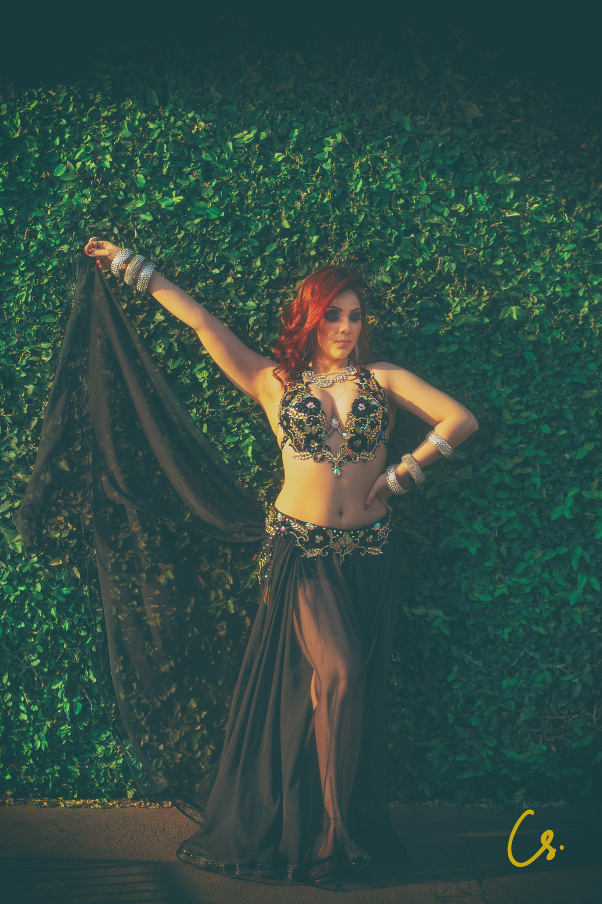 ensaio dança do ventre, professora de dança. uberaba, Minas Gerais, MG, dança na natureza, natureza, professora, dançarina, irmãs