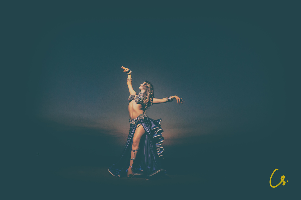 ensaio dança do ventre, professora de dança. uberaba, Minas Gerais, MG, dança na natureza, natureza, professora, dançarina, irmãs