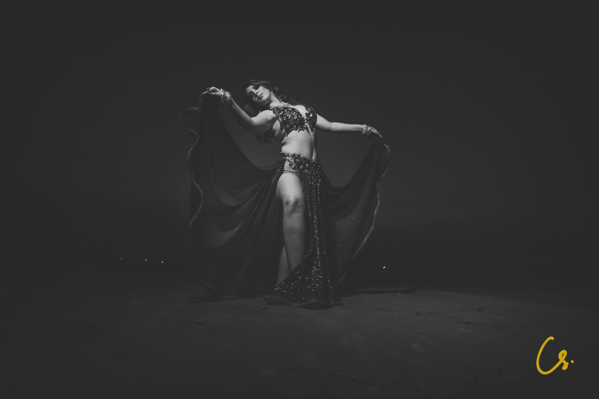 ensaio dança do ventre, professora de dança. uberaba, Minas Gerais, MG, dança na natureza, natureza, professora, dançarina, irmãs