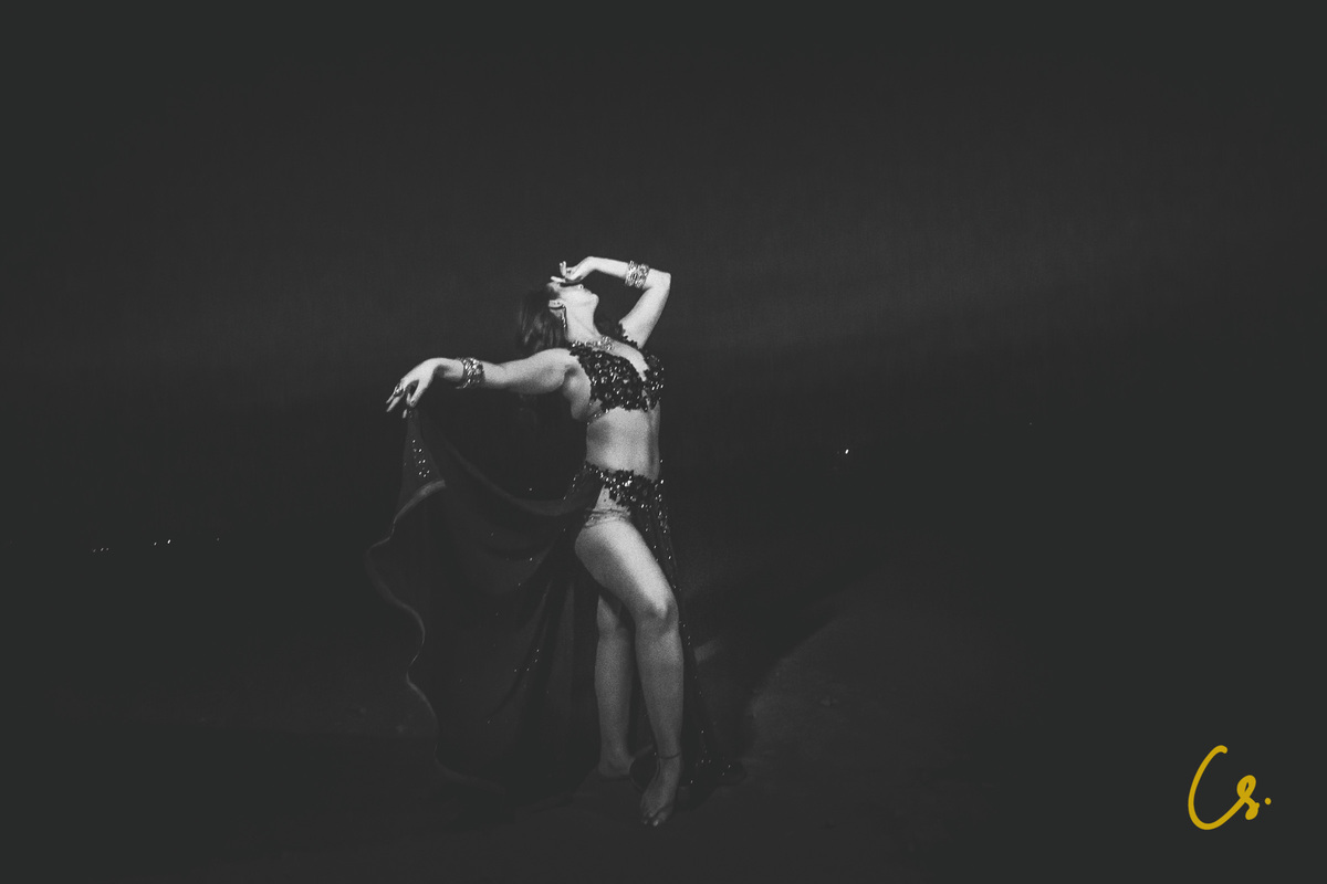 ensaio dança do ventre, professora de dança. uberaba, Minas Gerais, MG, dança na natureza, natureza, professora, dançarina, irmãs