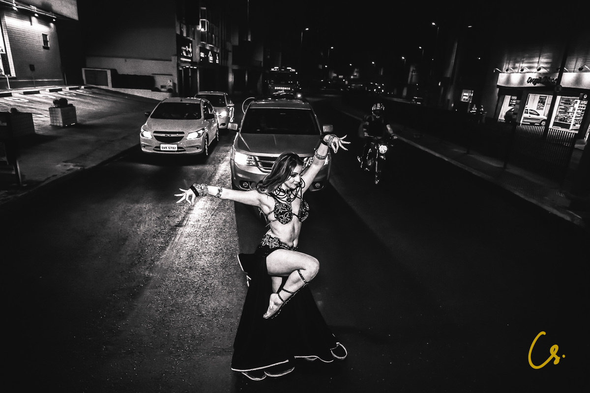 ensaio dança do ventre, professora de dança. uberaba, Minas Gerais, MG, dança na natureza, natureza, professora, dançarina, irmãs