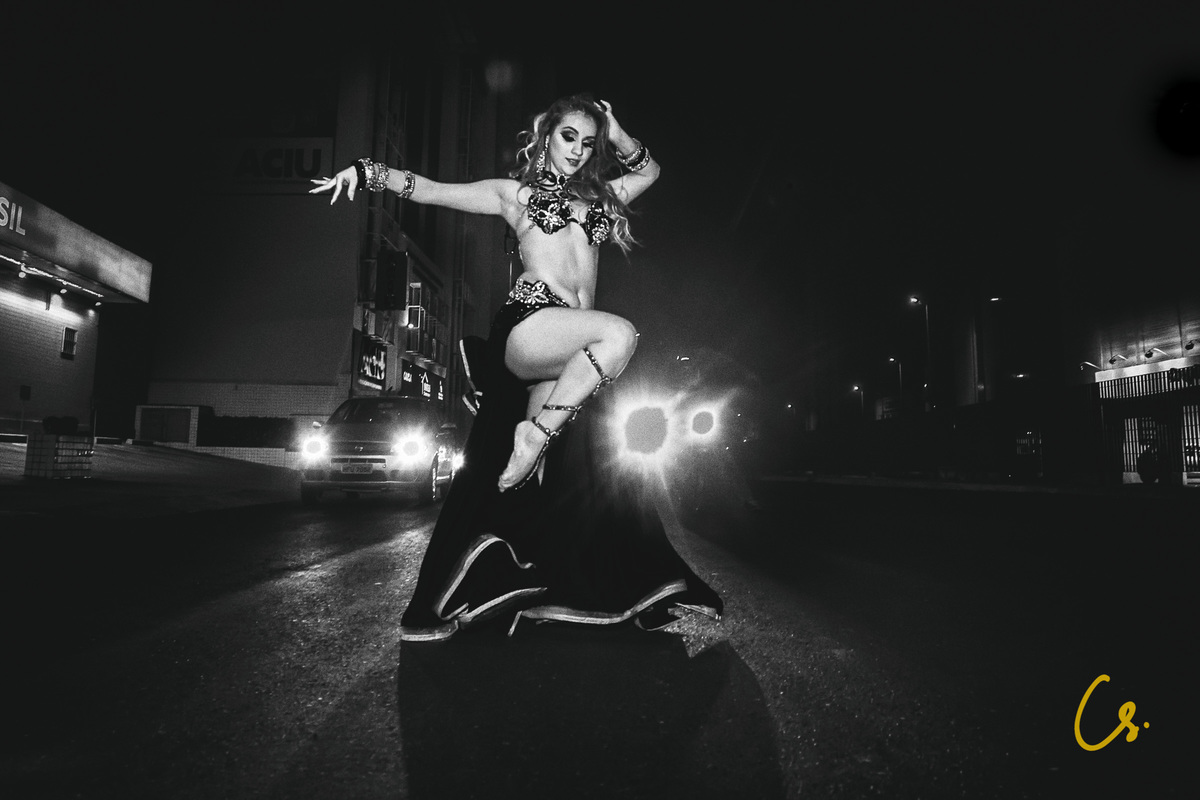 ensaio dança do ventre, professora de dança. uberaba, Minas Gerais, MG, dança na natureza, natureza, professora, dançarina, irmãs