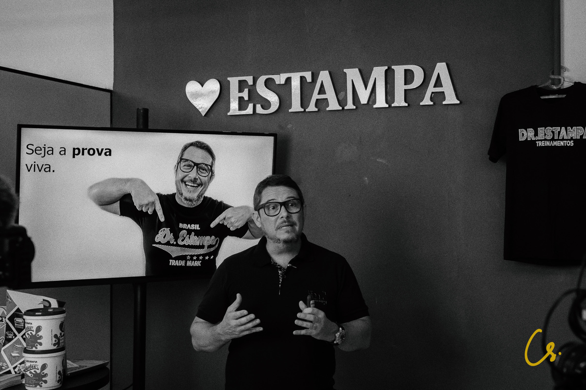 fabrica de roupa, confecção, silk, impressão de camisetas, camiseta, camisetas, cursos, curso, dedicação, uberaba, minas gerais, mg, estampa, dr estampa, curso onlie, makingoff, 