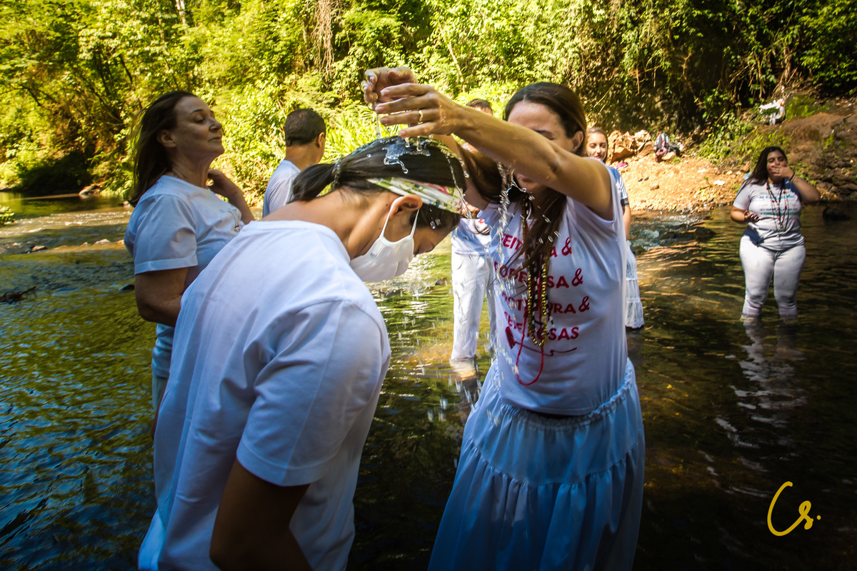 umbanda, comemoração, fé, celebração, incorporação, espiritismo, centro espírita, centro de Umbanda, cura, tratamento, uberaba, umbanda uberaba, cura