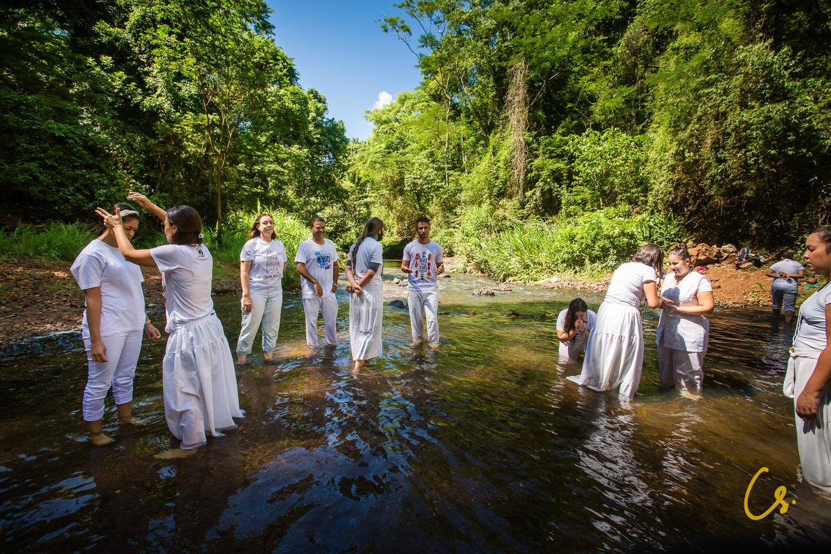 umbanda, comemoração, fé, celebração, incorporação, espiritismo, centro espírita, centro de Umbanda, cura, tratamento, uberaba, umbanda uberaba